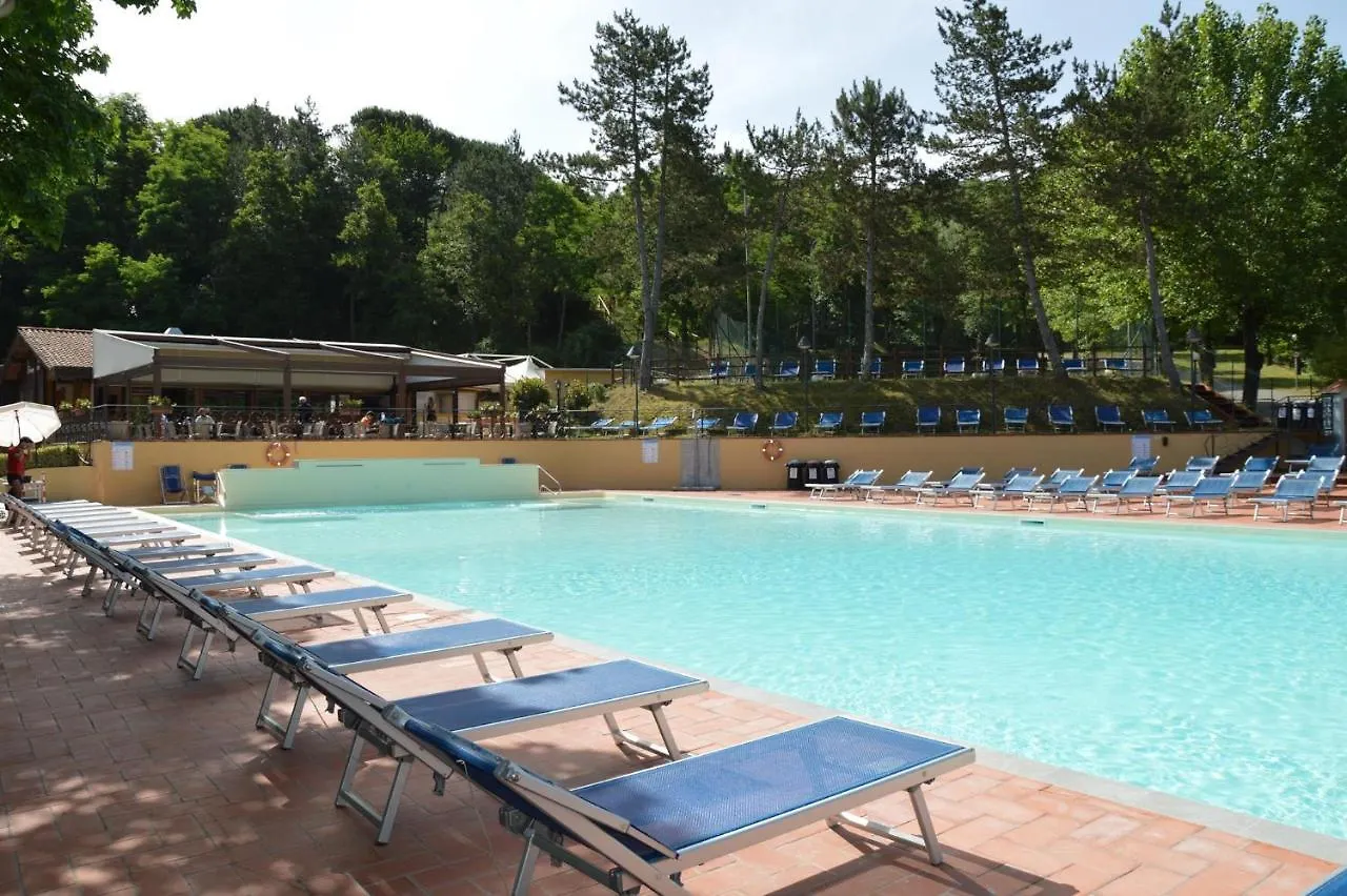 Camping Village Mugello Verde サン・ピエーロ・ア・シエーヴェ